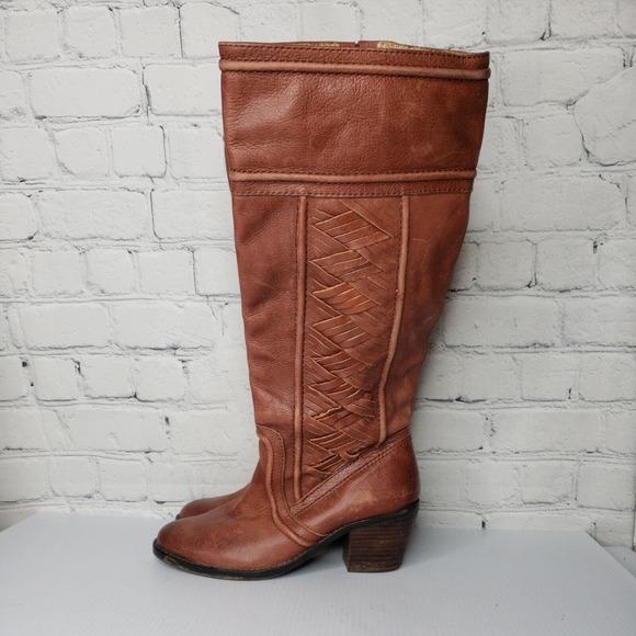 Fossil Womens Red Leather Pull On Boots Heels Size 7 - Picture 2 of 13